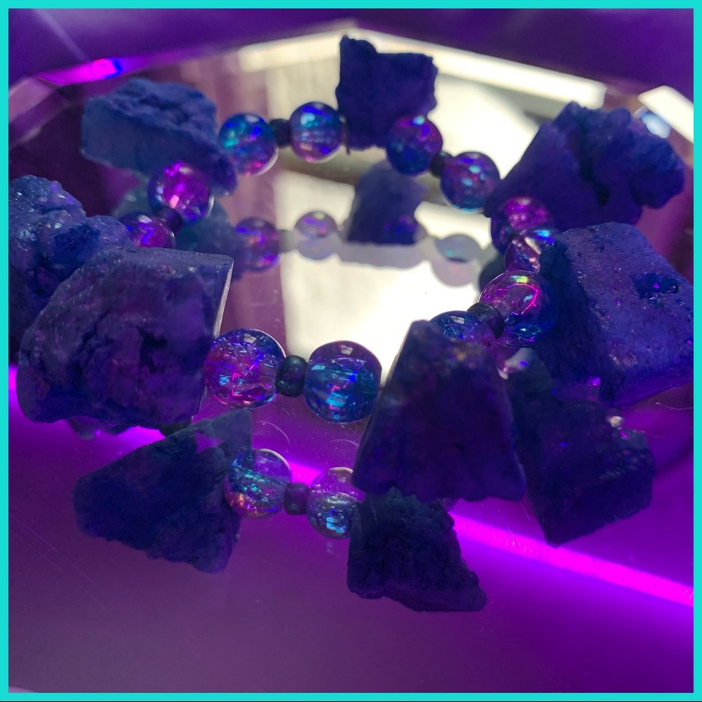 Handmade blue geode bracelet